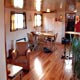 Interno a parquet di un'House Boat